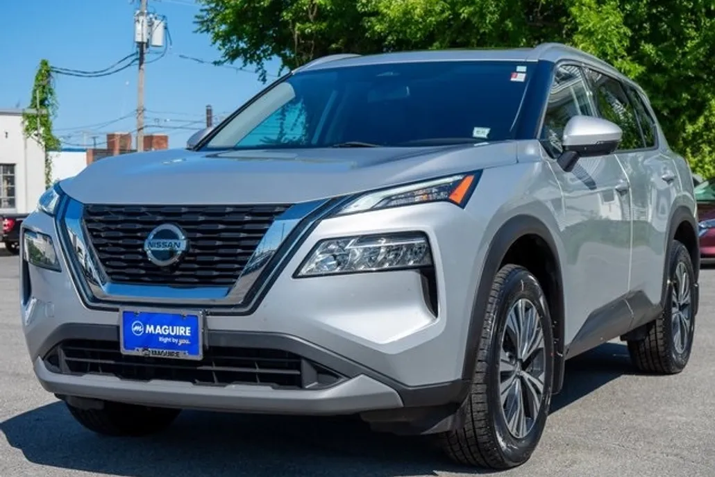 2021 Nissan Rogue SV photo 1