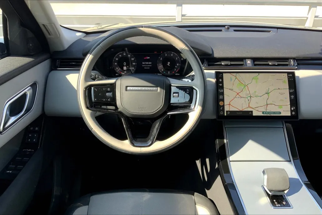 2025 Land Rover Range Rover Velar S photo 1