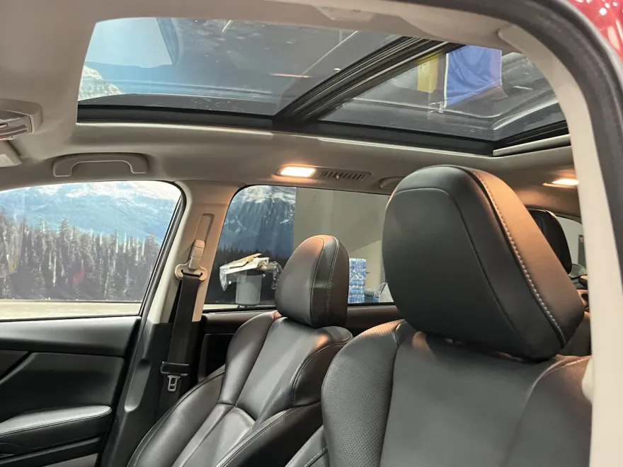 2022 Subaru Ascent Limited photo 1