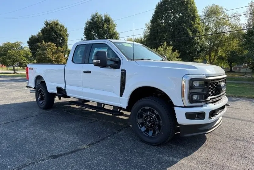 2026 Ford F-350 photo 1