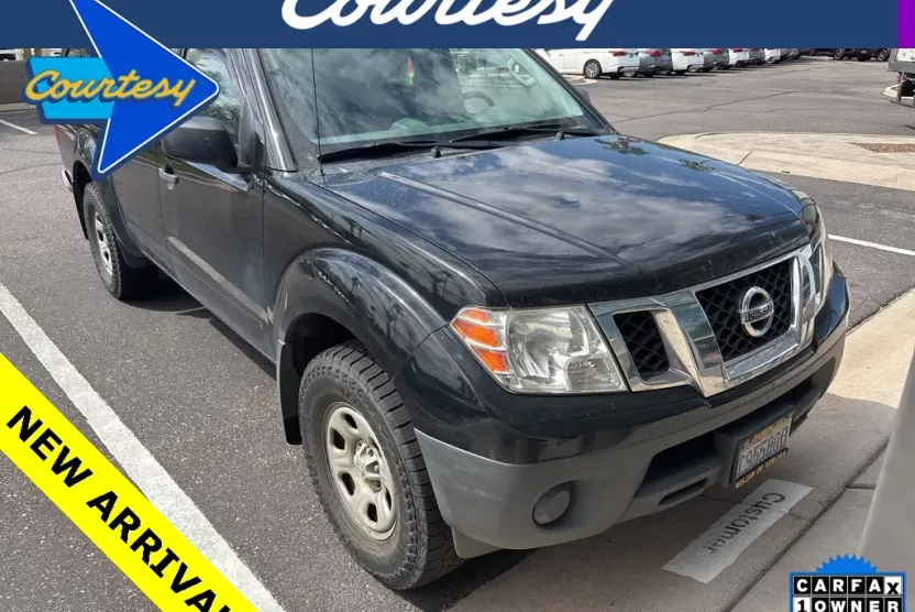 2015 Nissan Frontier S photo 1