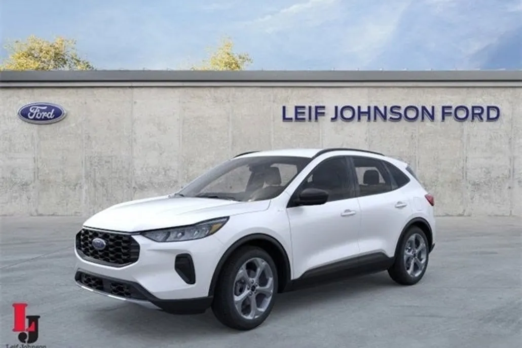 2025 Ford Escape ST-Line photo 1