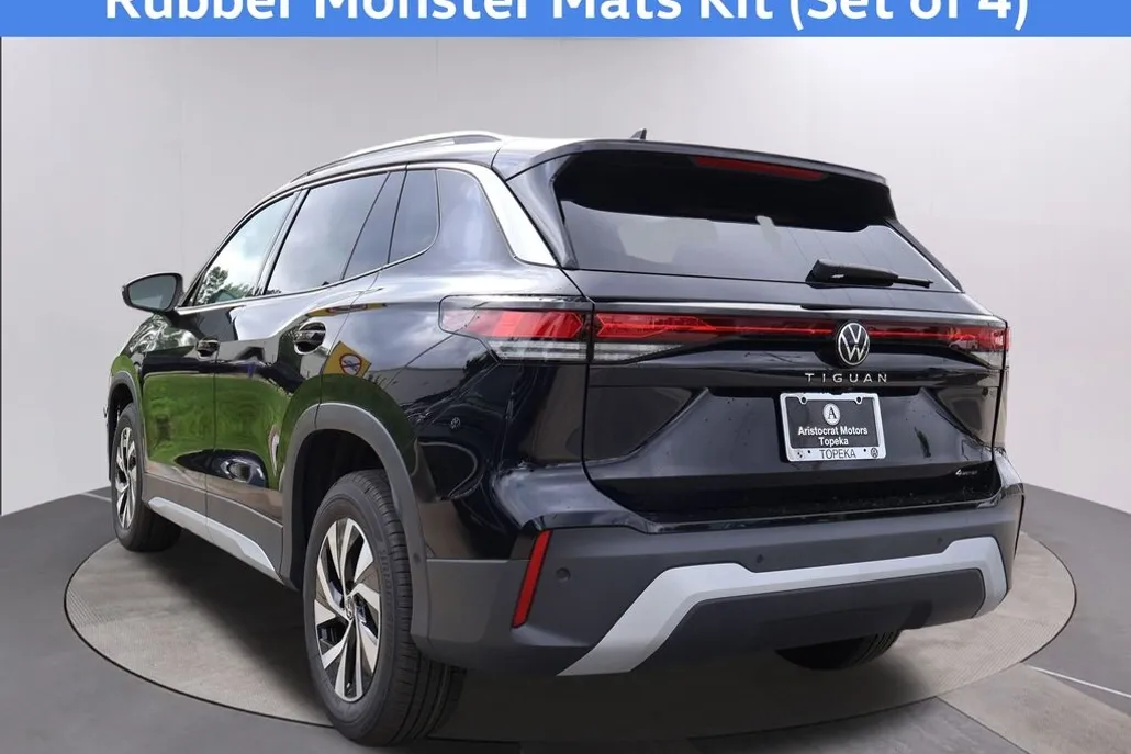 2025 Volkswagen Tiguan S photo 1