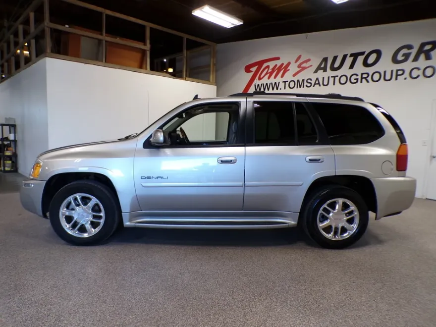 2006 Gmc Envoy Denali photo 1