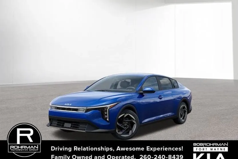 2025 Kia K4 EX photo 1