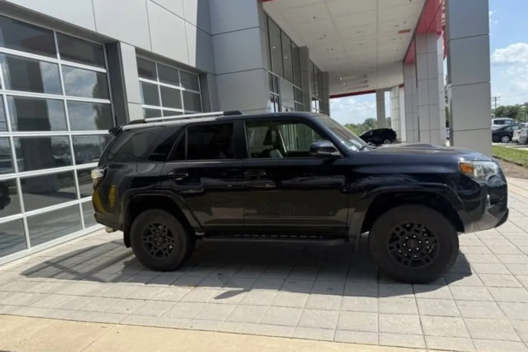 2018 Toyota 4Runner TRD Pro photo 1