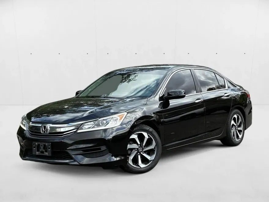 2017 Honda Accord EX-L photo 1