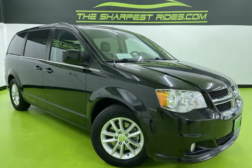 2018 Dodge Grand Caravan SXT photo 1