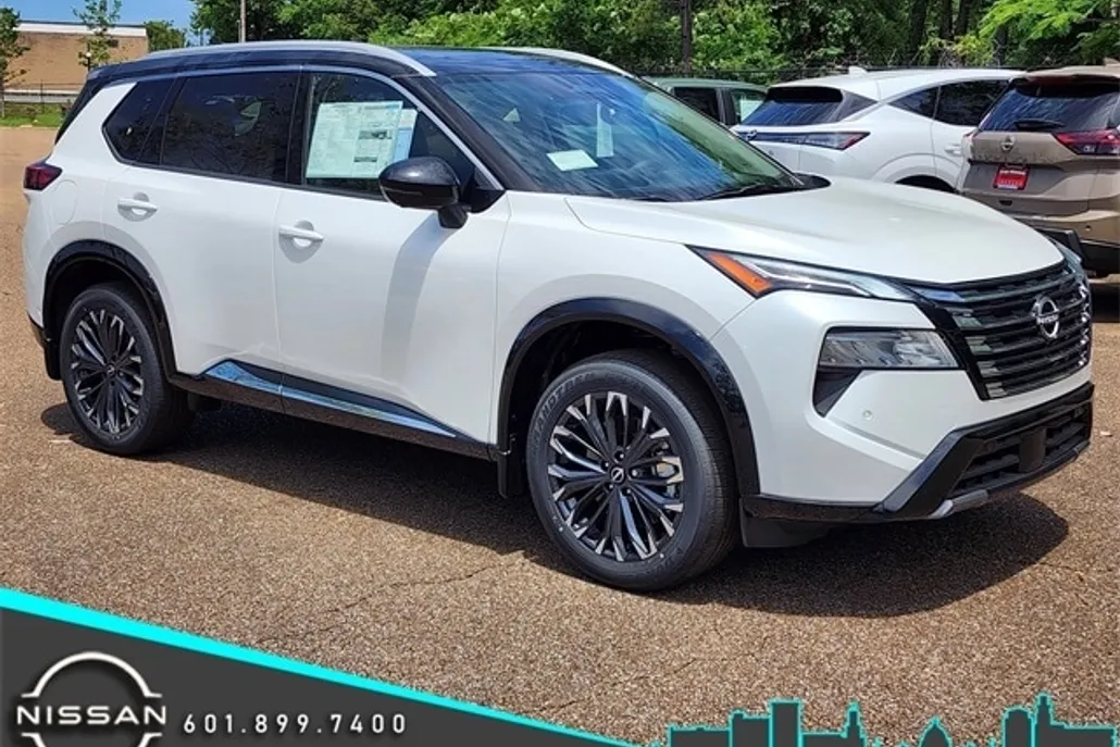 2025 Nissan Rogue Platinum photo 1