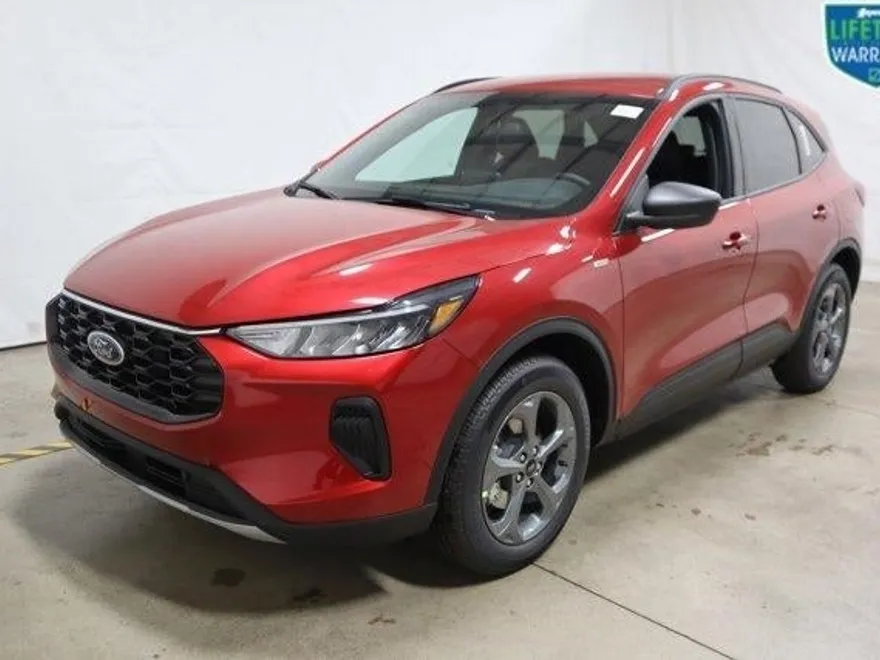 2025 Ford Escape ST-Line photo 1