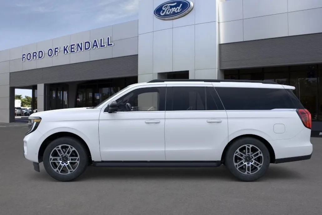 2025 Ford Expedition MAX photo 1