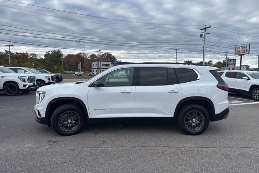 2025 Gmc Acadia Elevation photo 1