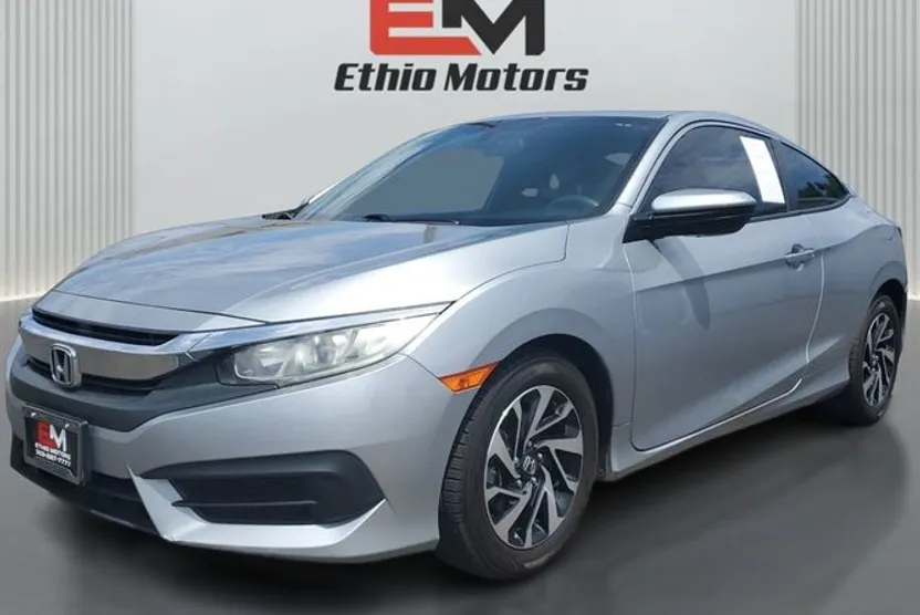 2018 Honda Civic LX photo 1