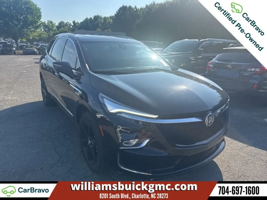 2024 Buick Enclave Essence photo 1