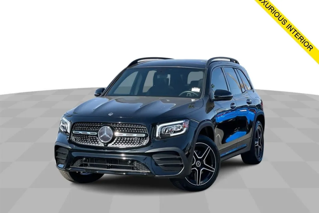 2023 Mercedes Benz GLB 250 photo 1
