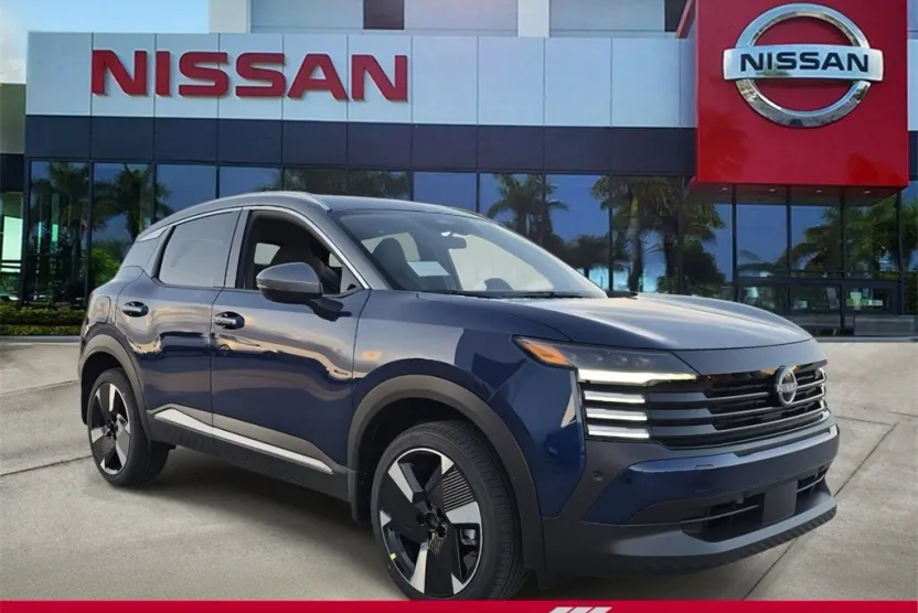 2025 Nissan Kicks SR photo 1