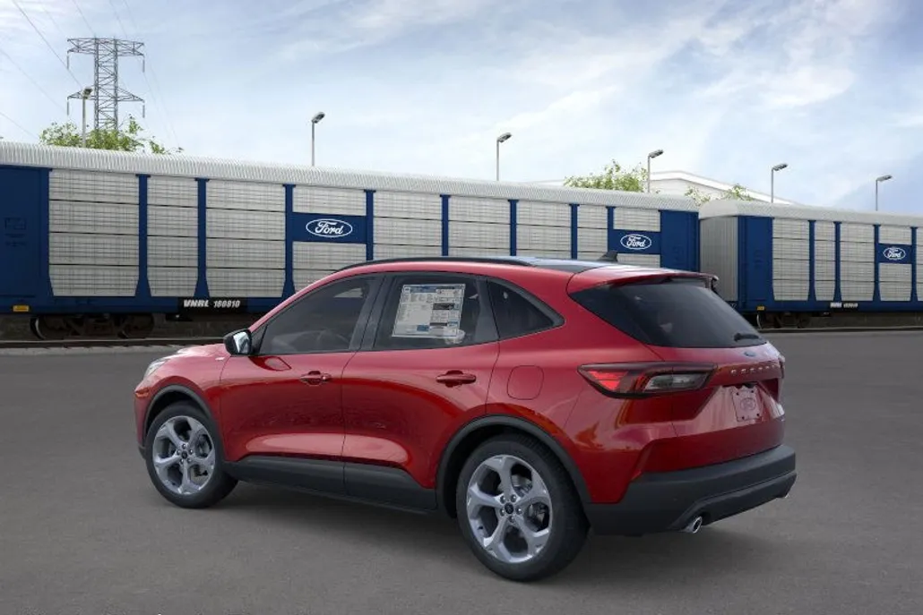 2026 Ford Escape ST-Line photo 1