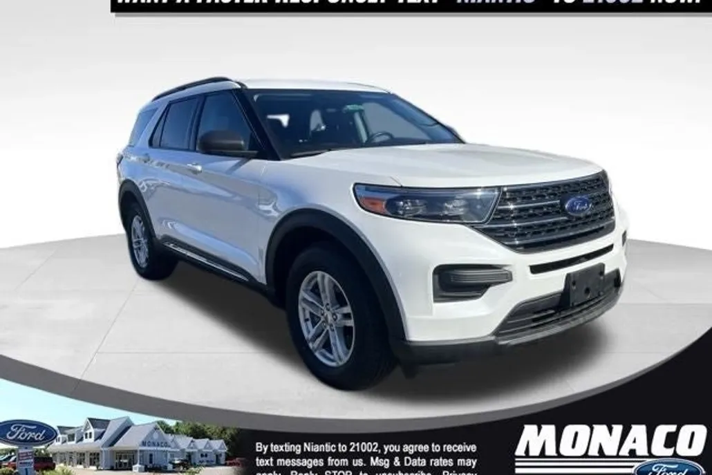 2022 Ford Explorer XLT photo 1
