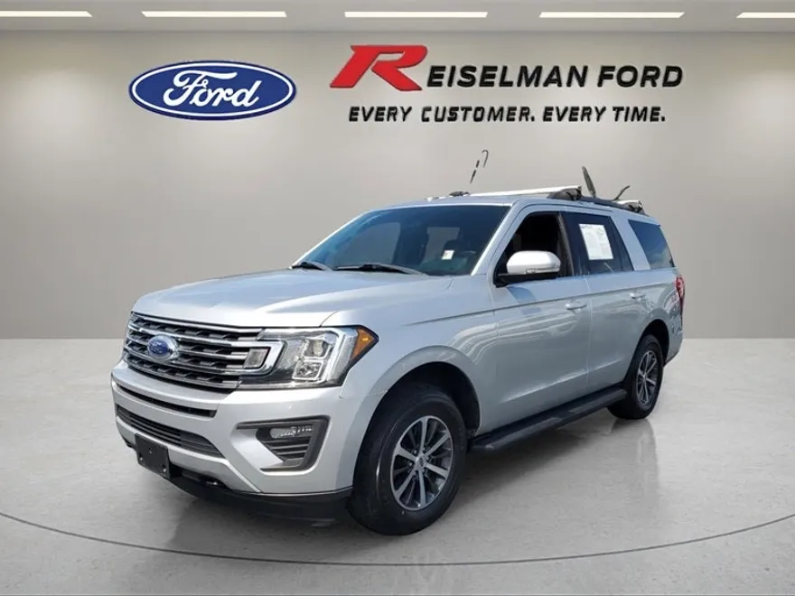 2019 Ford Expedition XLT photo 1