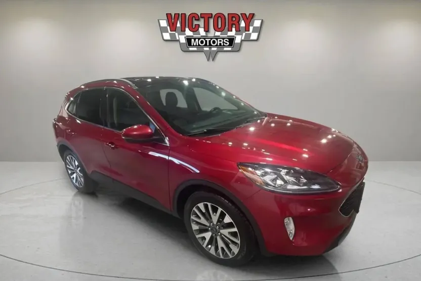 2020 Ford Escape Hybrid Titanium photo 1
