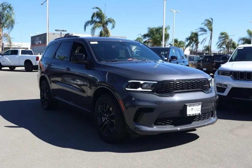 2025 Dodge Durango GT Blacktop photo 1