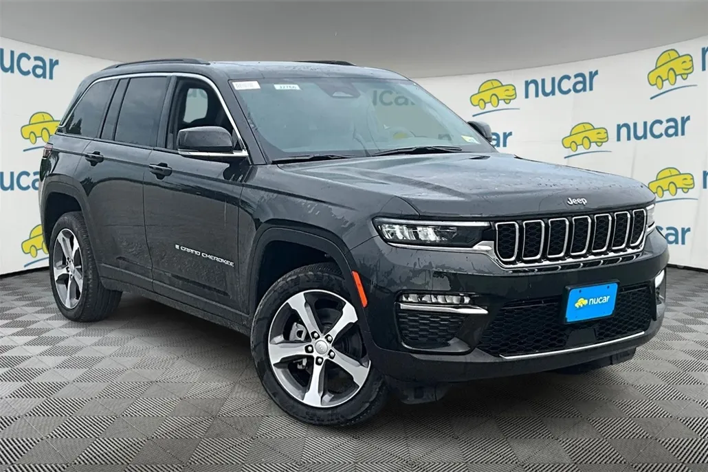2024 Jeep Cherokee Limited 4xe photo 1