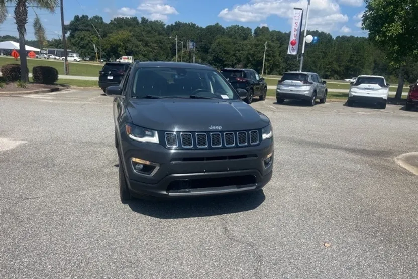 2018 Jeep Compass Limited photo 1