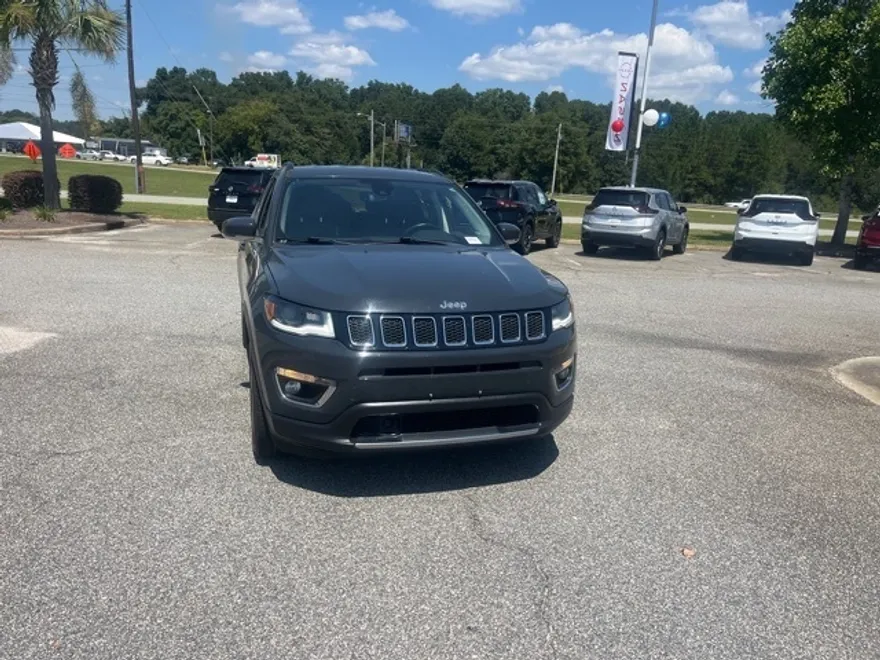 2018 Jeep Compass Limited photo 1