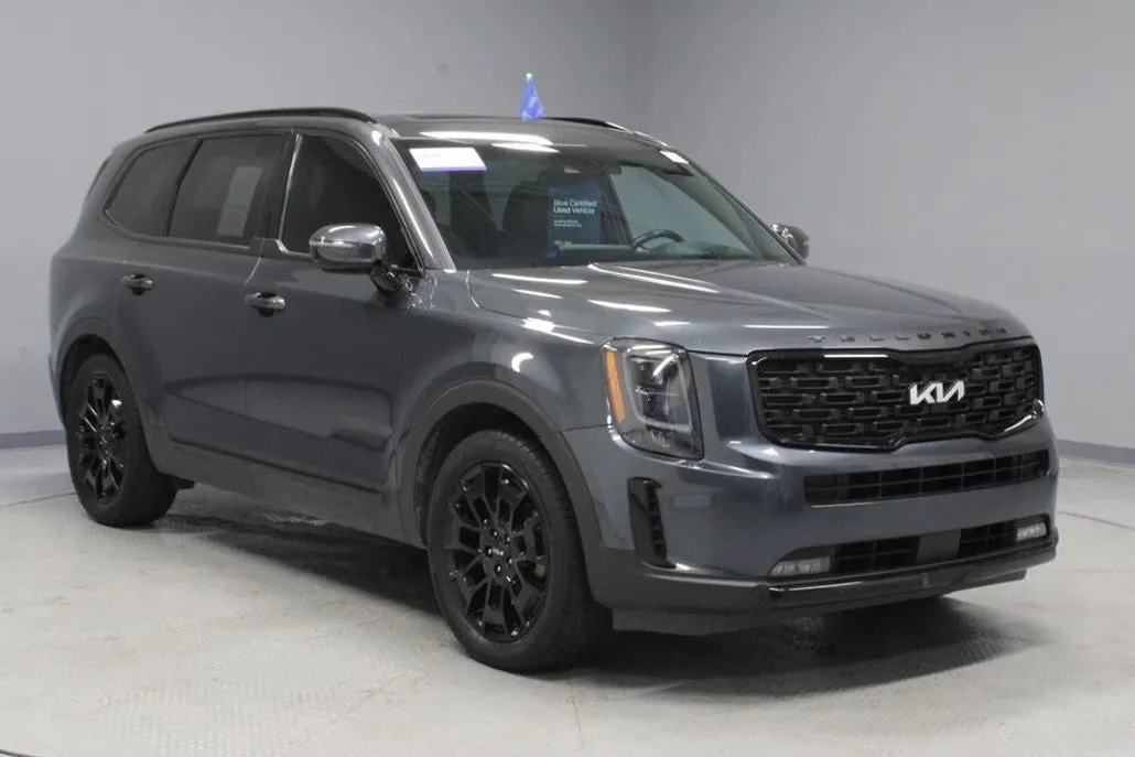 2022 Kia Telluride SX photo 1