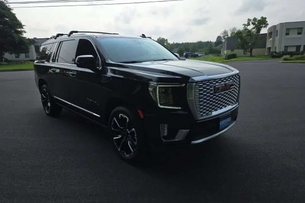 2022 Gmc Yukon XL Denali photo 1