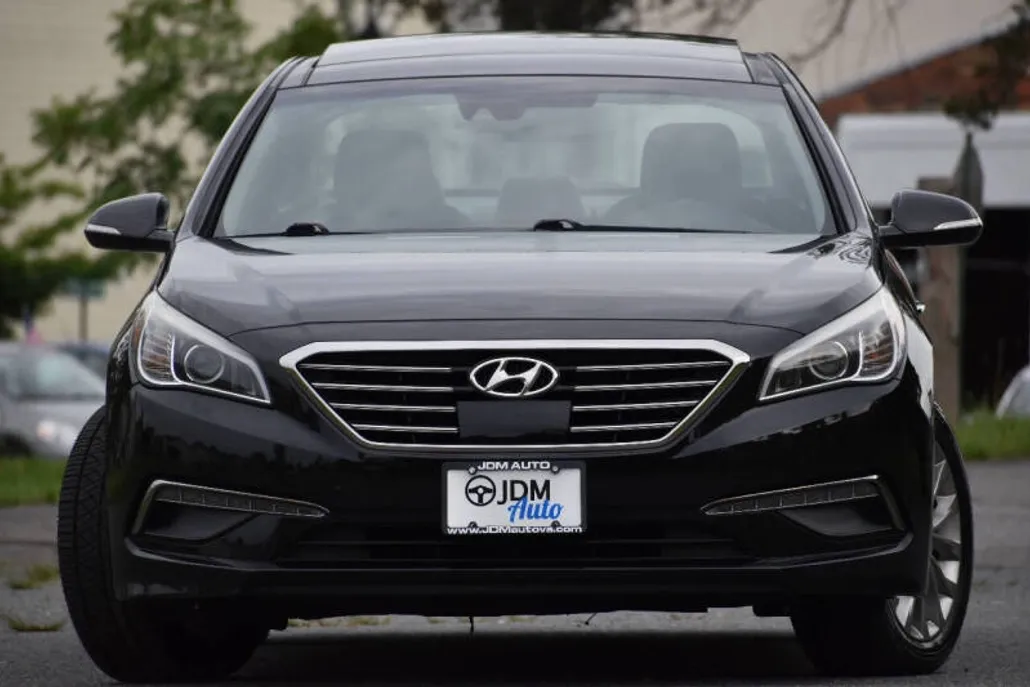 2015 Hyundai Sonata Limited photo 1