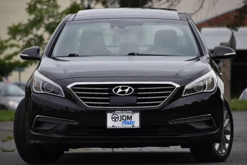 2015 Hyundai Sonata Limited photo 1