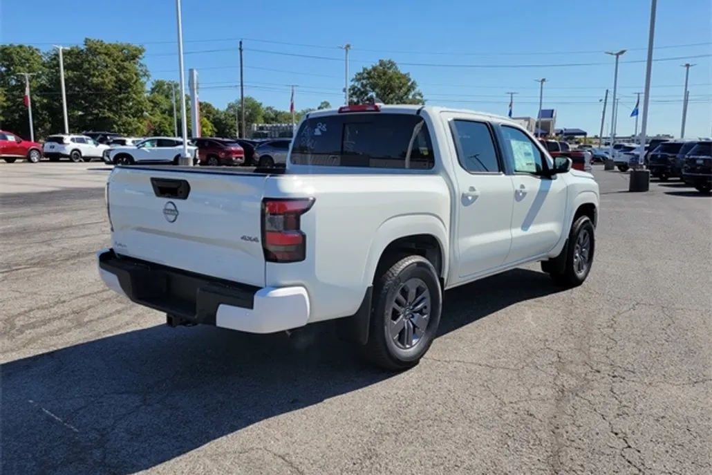 2025 Nissan Frontier SV photo 1