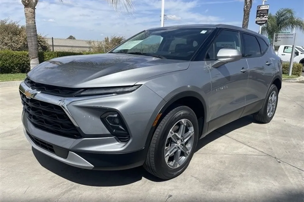 2024 Chevrolet Blazer 2LT photo 1