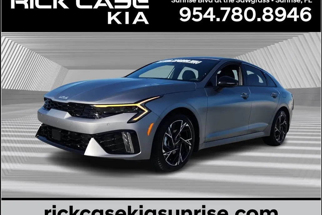 2026 Kia K5 GT-Line photo 1
