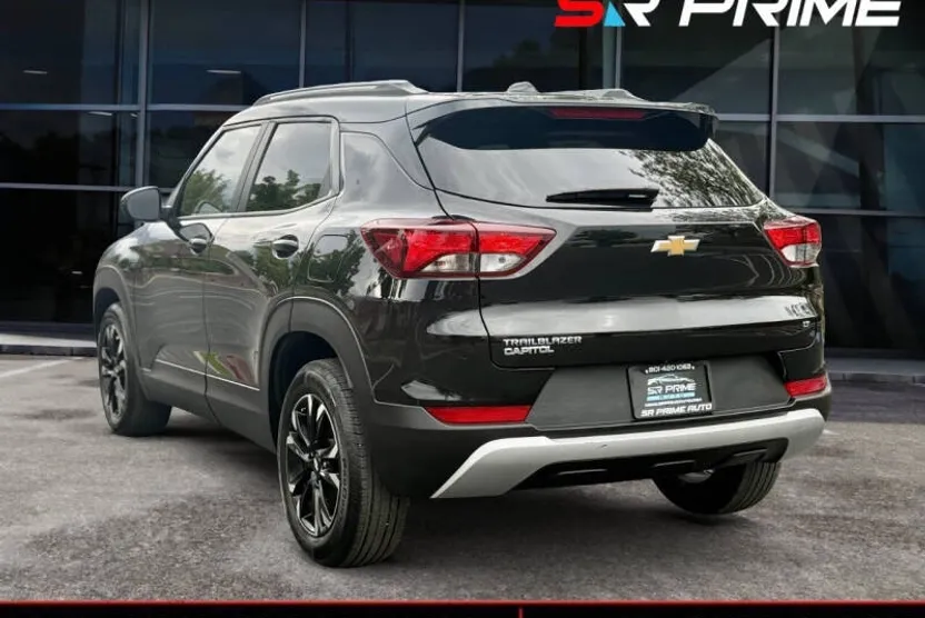 2023 Chevrolet Trailblazer LT photo 1