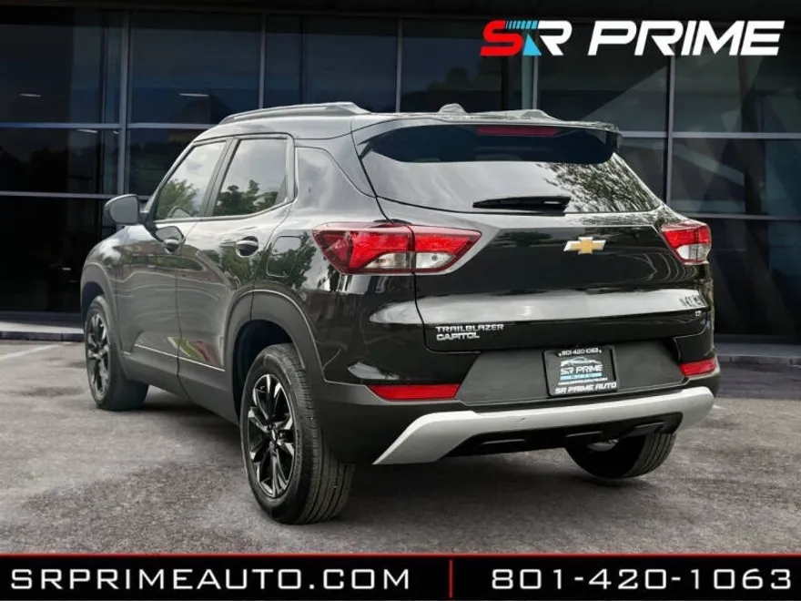 2023 Chevrolet Trailblazer LT photo 1