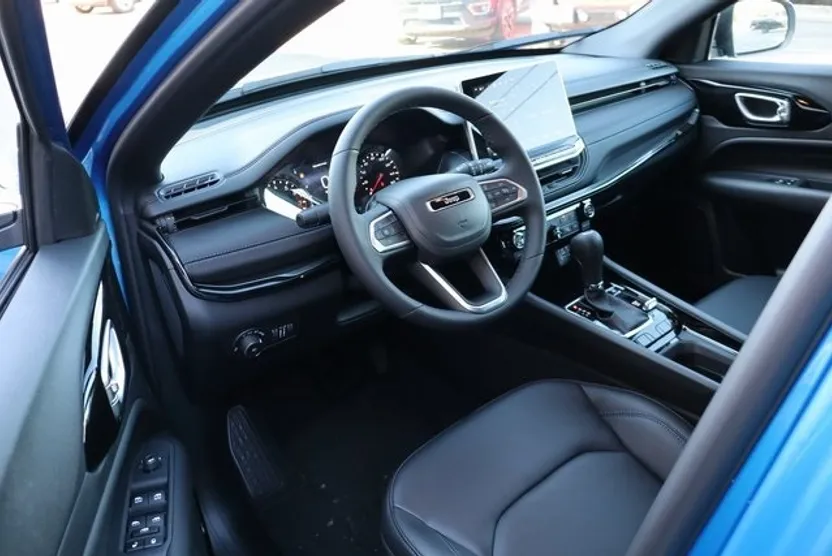 2026 Jeep Compass Limited Altitude photo 1