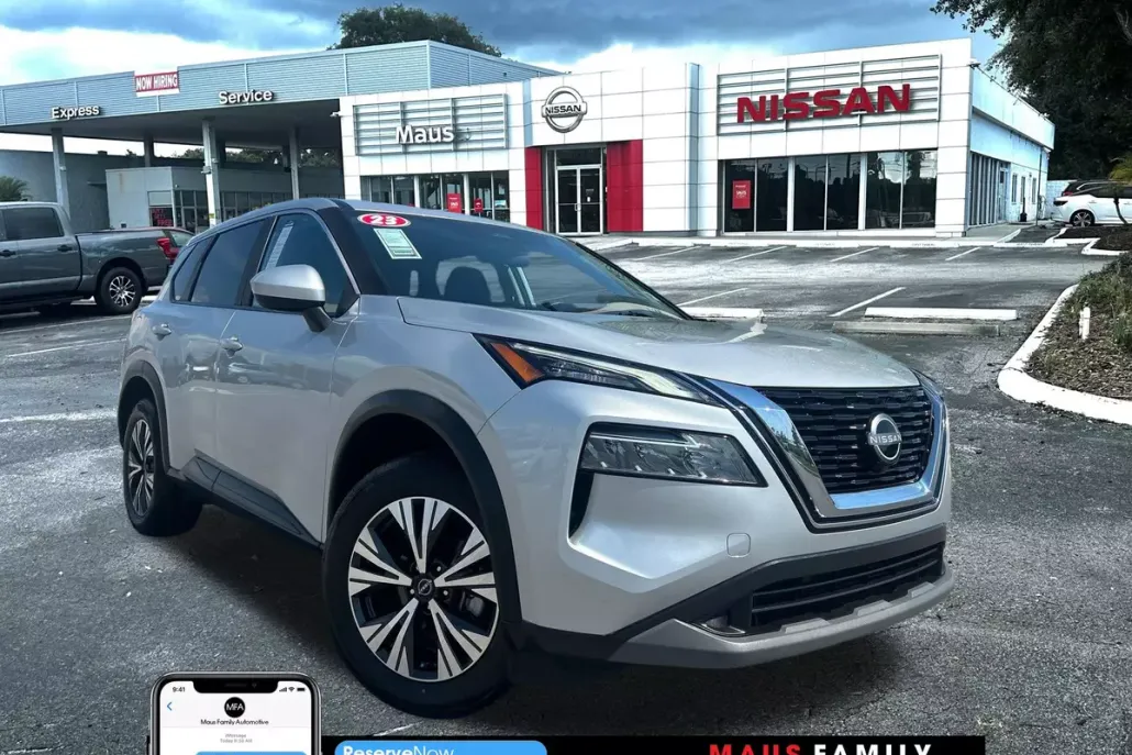 2023 Nissan Rogue SV photo 1