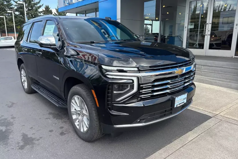 2025 Chevrolet Tahoe Premier photo 1
