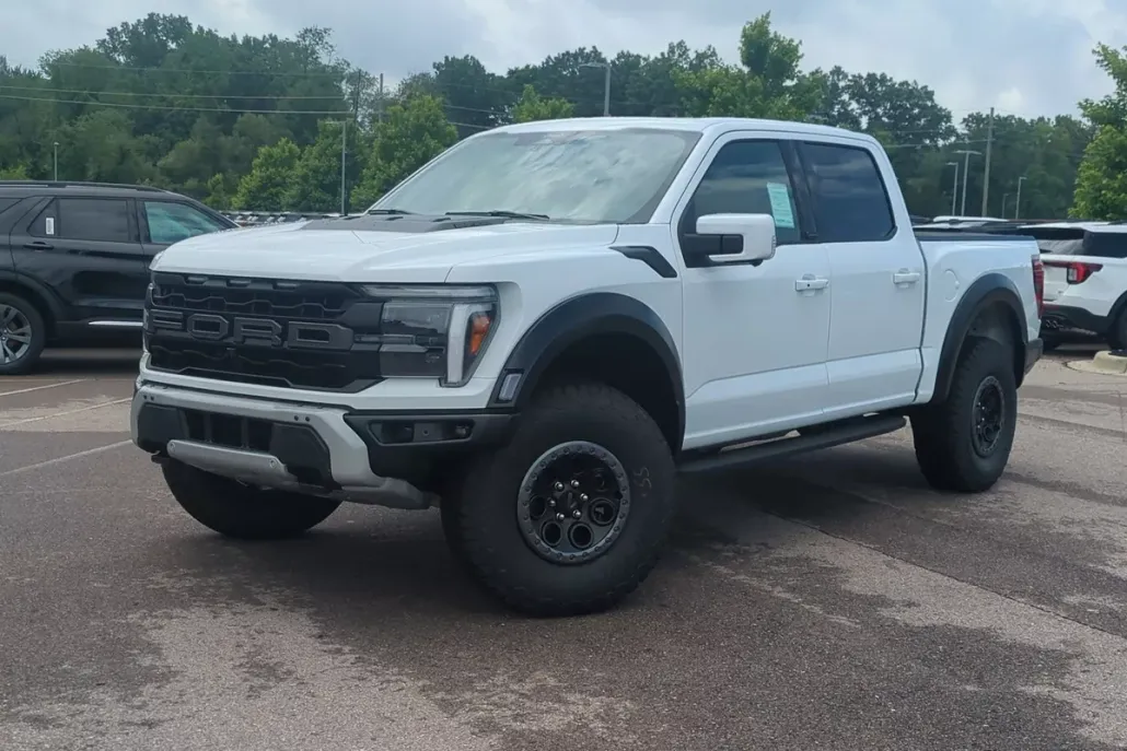 2025 Ford F-150 Raptor photo 1