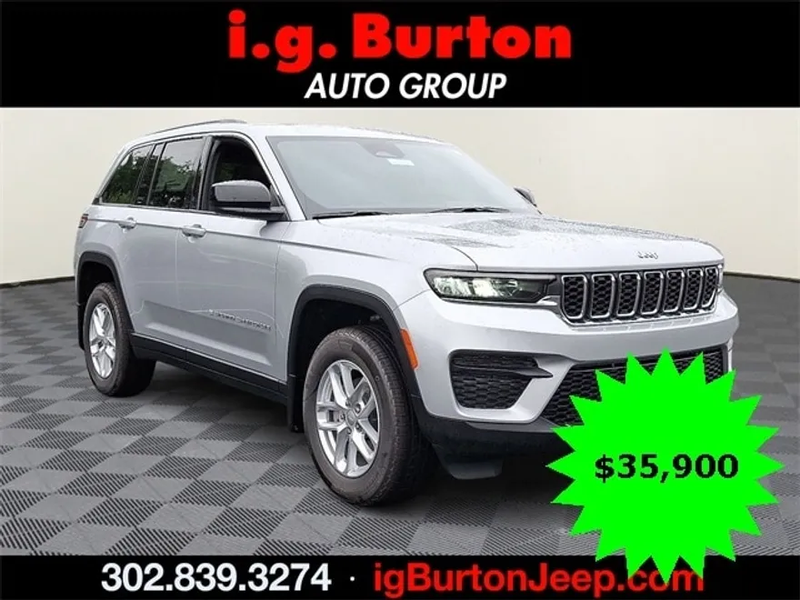 2025 Jeep Grand Cherokee Laredo photo 1