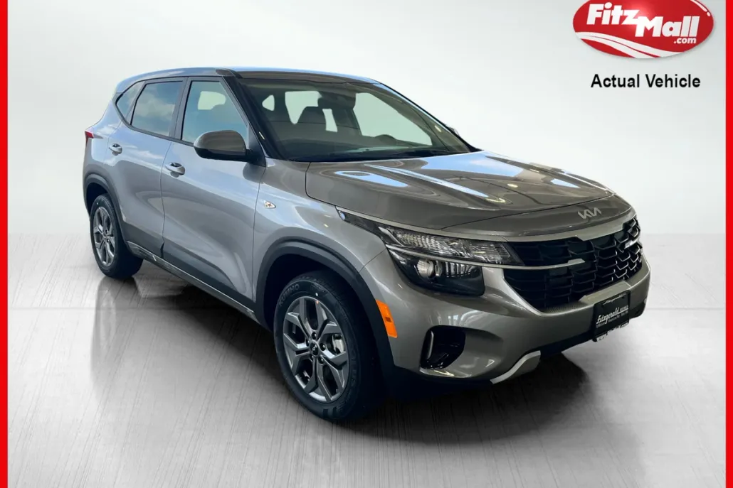 2025 Kia Seltos LX photo 1
