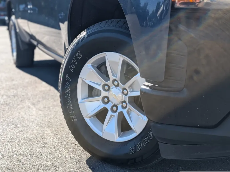 2020 Chevrolet Silverado 1500 photo 1