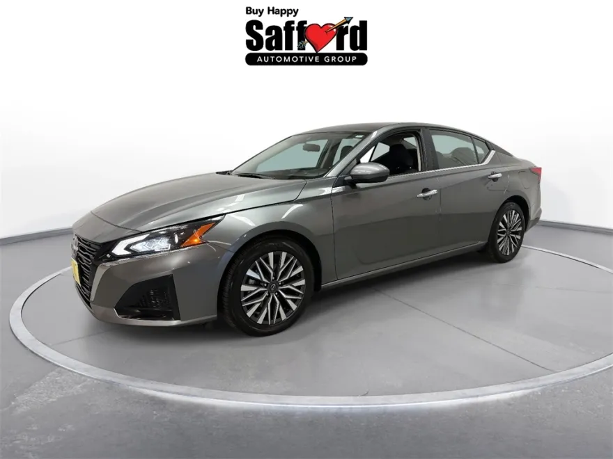 2023 Nissan Altima 2.5 SV photo 1