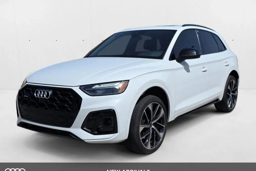 2024 Audi SQ5 Premium Plus photo 1