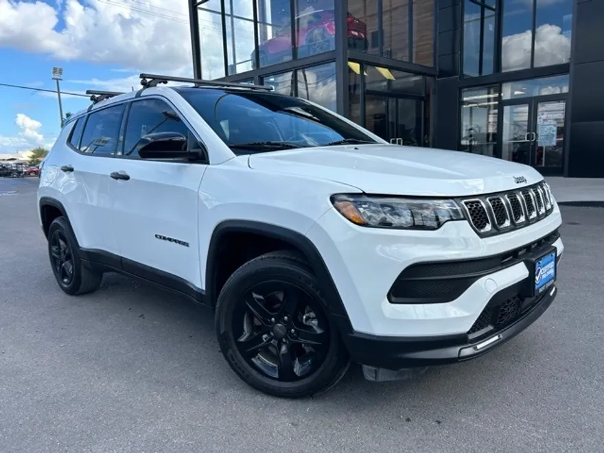 2023 Jeep Compass Sport photo 1