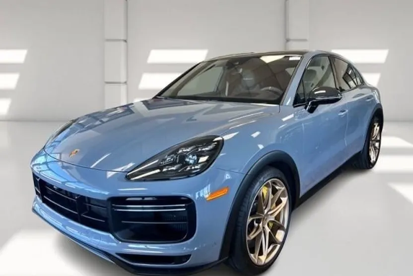 2022 Porsche Cayenne Turbo GT photo 1