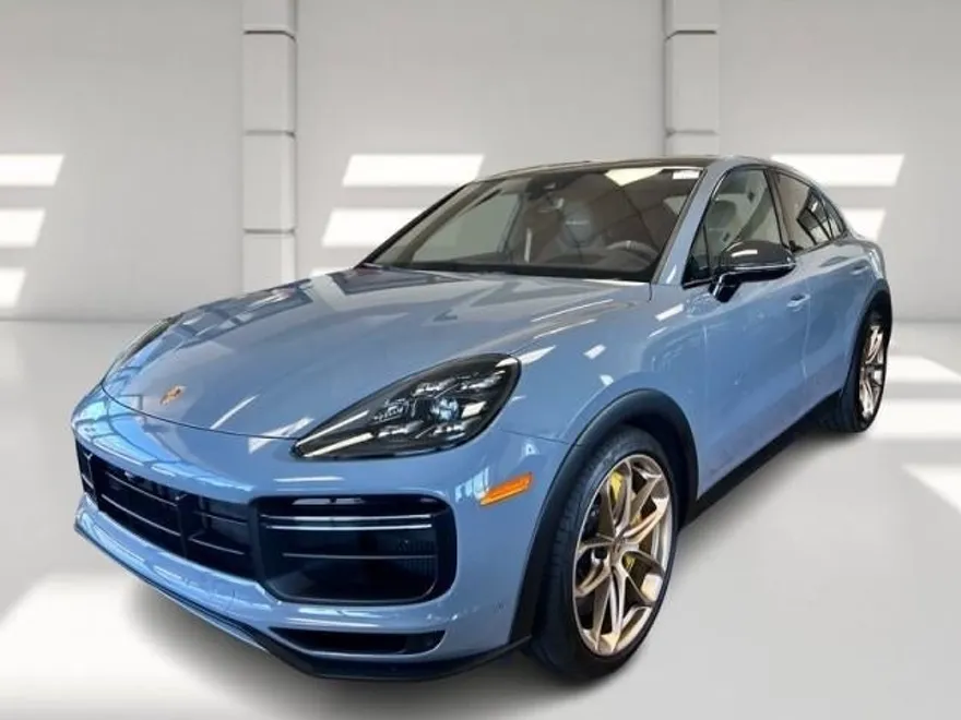 2022 Porsche Cayenne Turbo GT photo 1