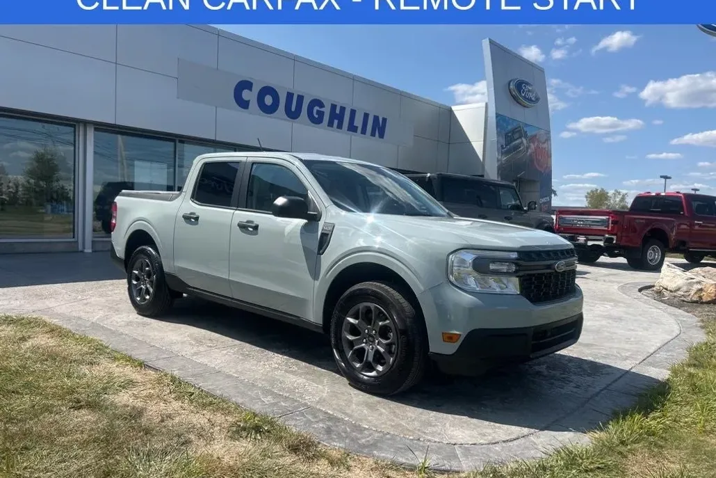 2024 Ford Maverick XLT photo 1